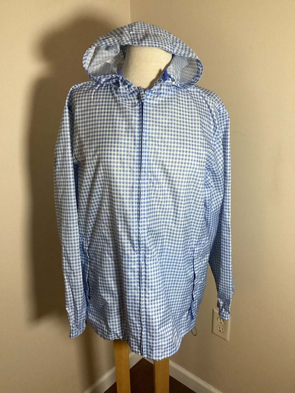 L.L.Bean Rain Jacket Size Large Blue Gingham Hooded Windbreaker
